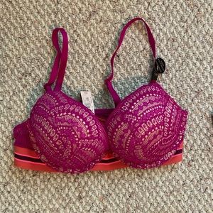 Victoria’s Secret size 34A
